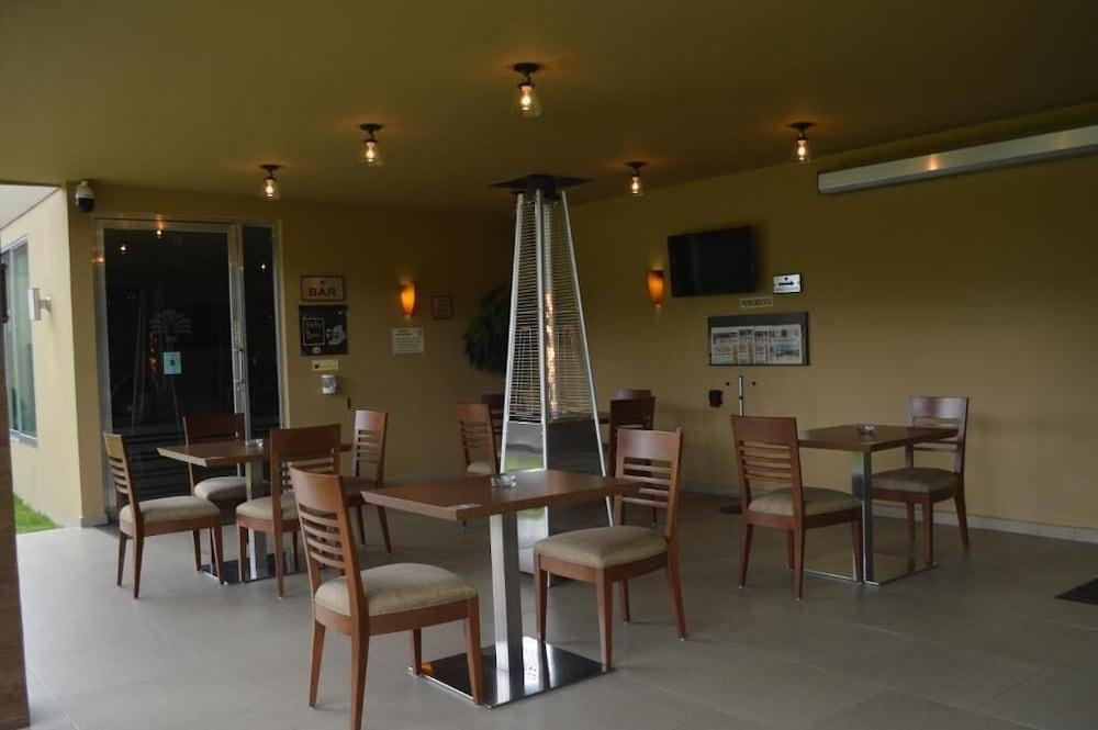 Layfer Express Inn, Córdoba, Ver Exterior foto